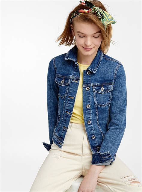 Veste en denim bleu indigo 